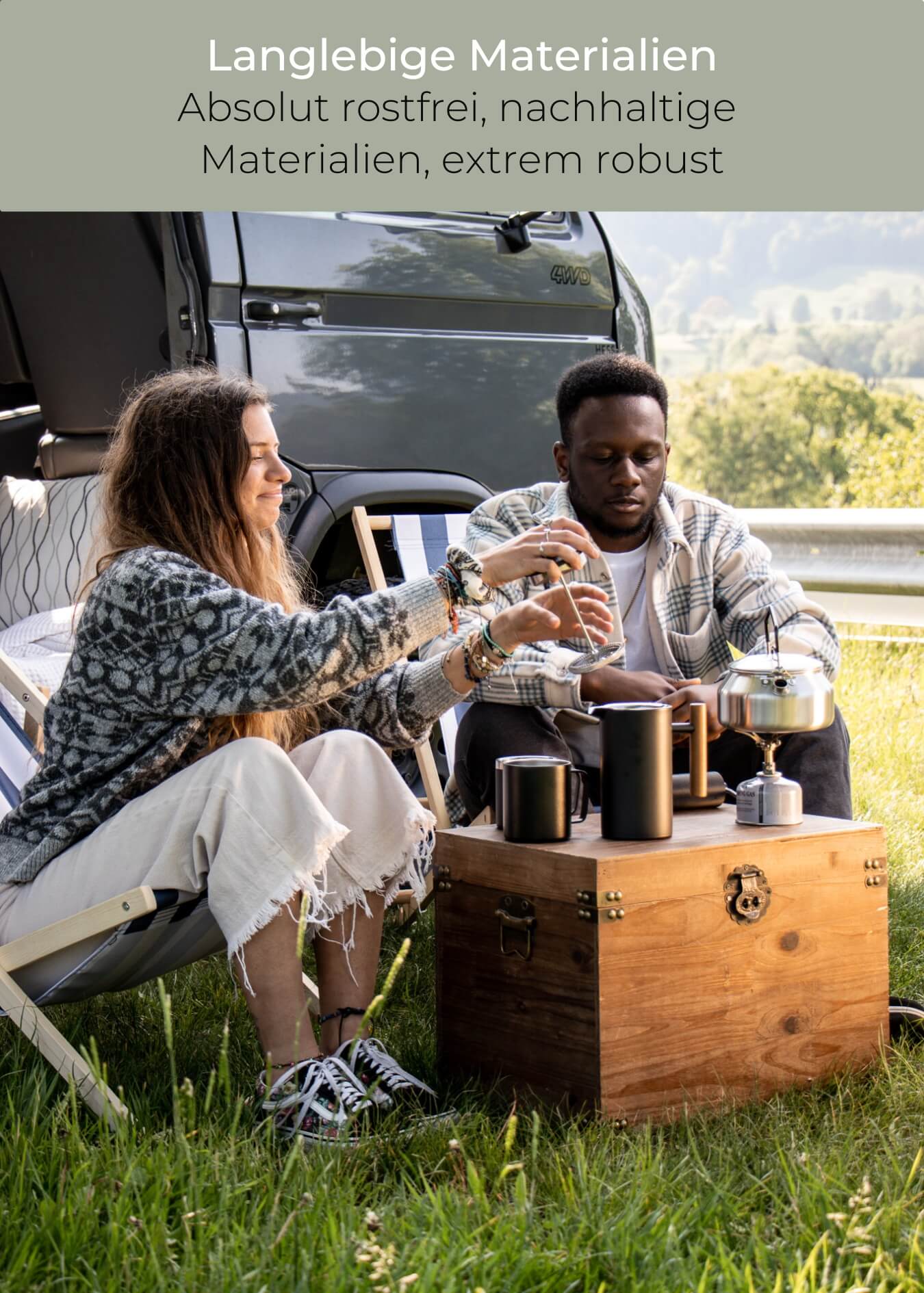 "Lambda Coffee Caldera French Press Edelstahl schwarz mit Holzgriff Outdoor Camping Szene"